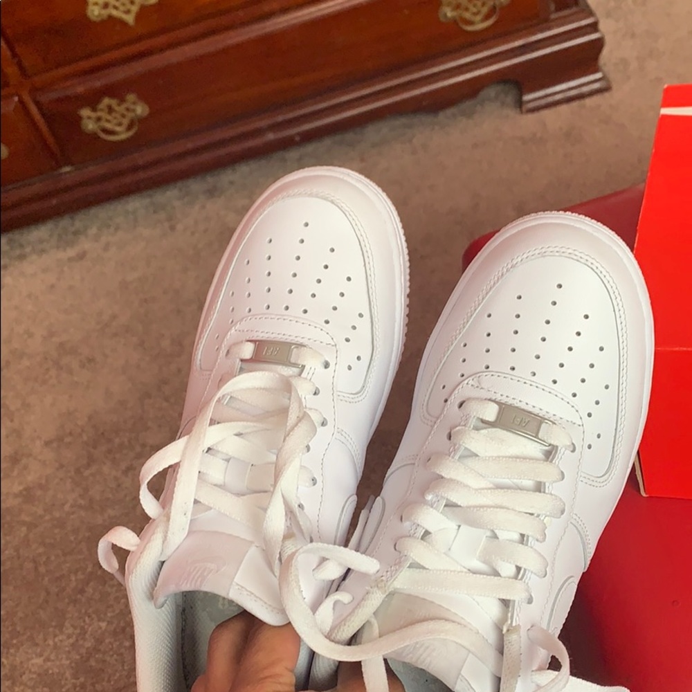 Nike af1 all white men size 8 great condition